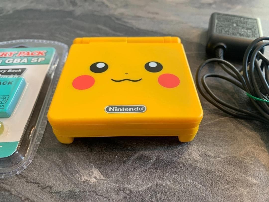 美品 シェル交換品 ゲームボーイアドバンスsp ピカチュウエディション