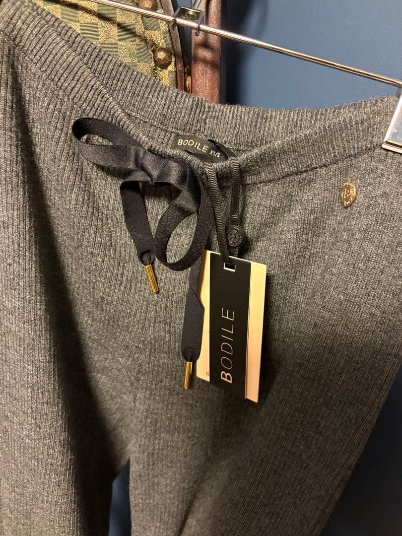 新品ボディール バレエ ウォームアップウェア グレー