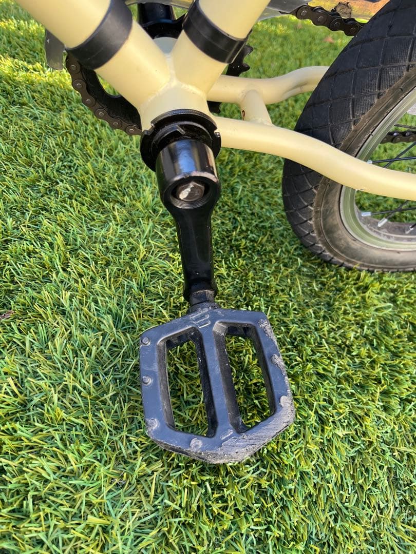 una クランカー キッズバイク 14インチ 自転車 ストライダー 防犯