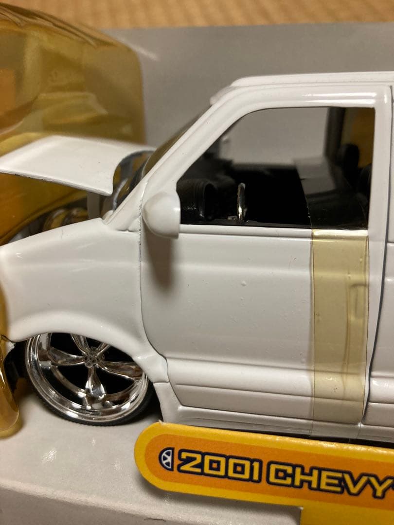 自動車 DUB CITY 2001 CHEVY ASTRO VAN 1/24
