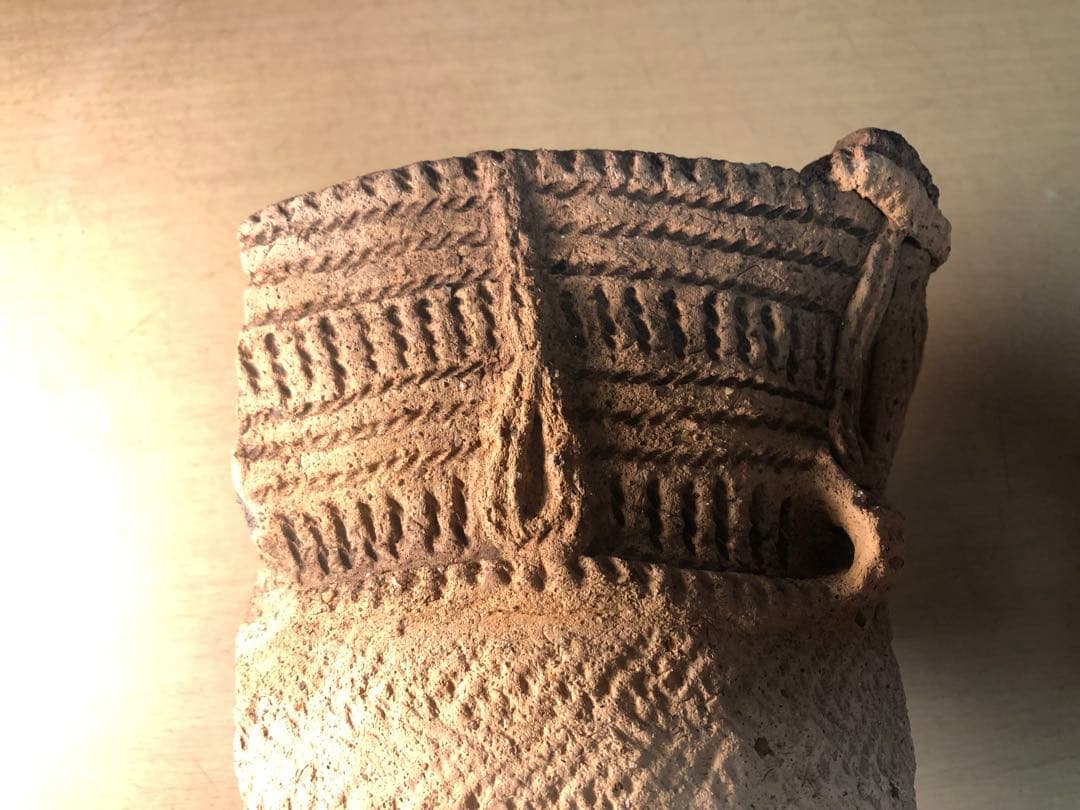 「縄文土器の欠片 No.526」です。