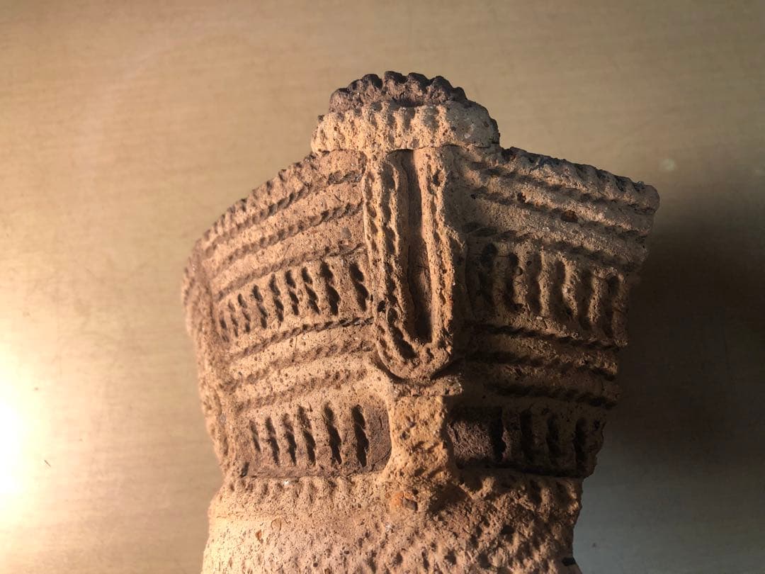 「縄文土器の欠片 No.526」です。