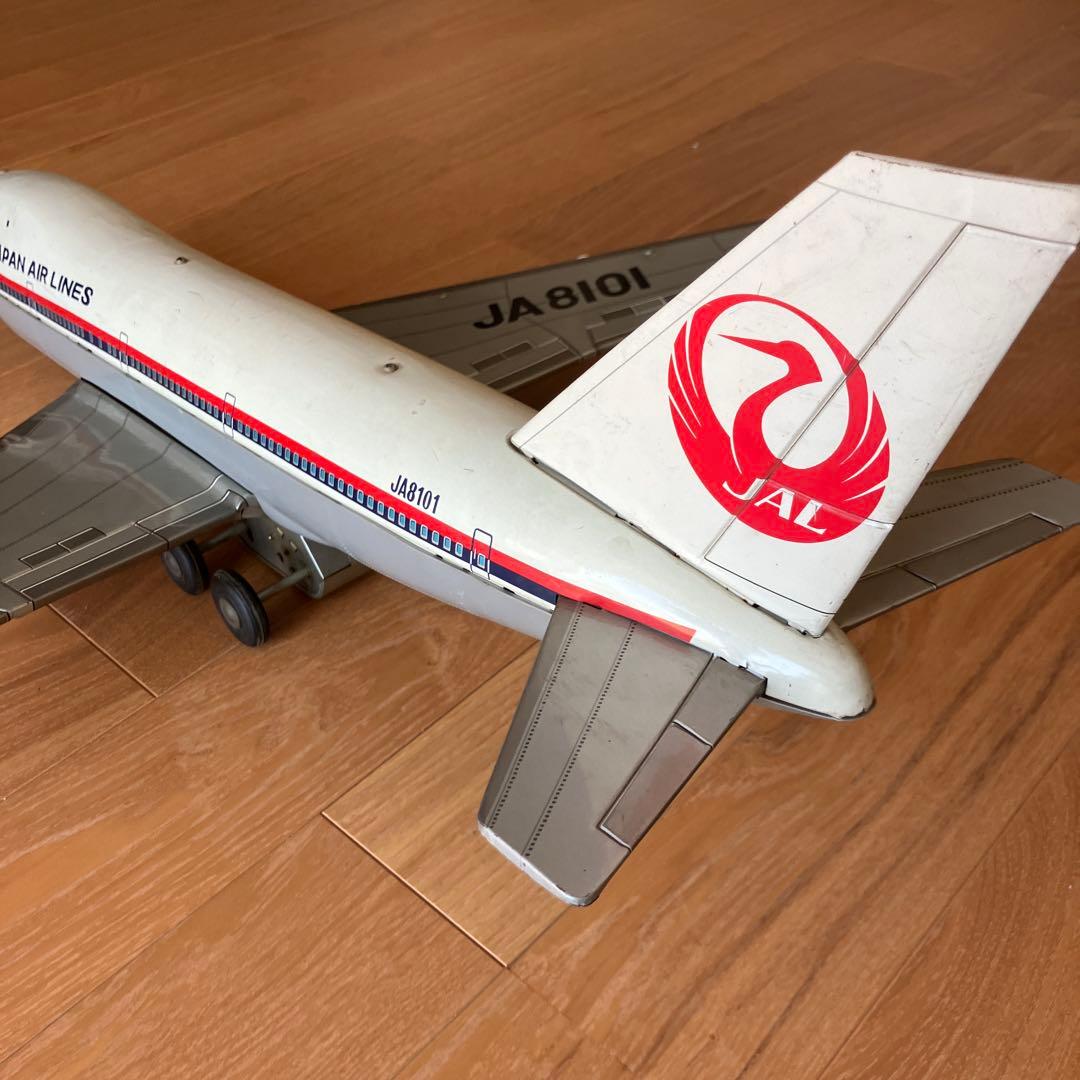 日本航空のジャンボジェット機　ブリキ模型
