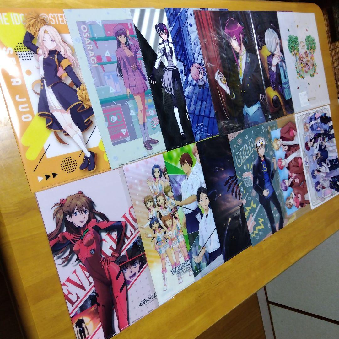 アニメ ノンジャンル美少女系など　Ａ−４クリアファイル まとめ売り大量２５０枚
