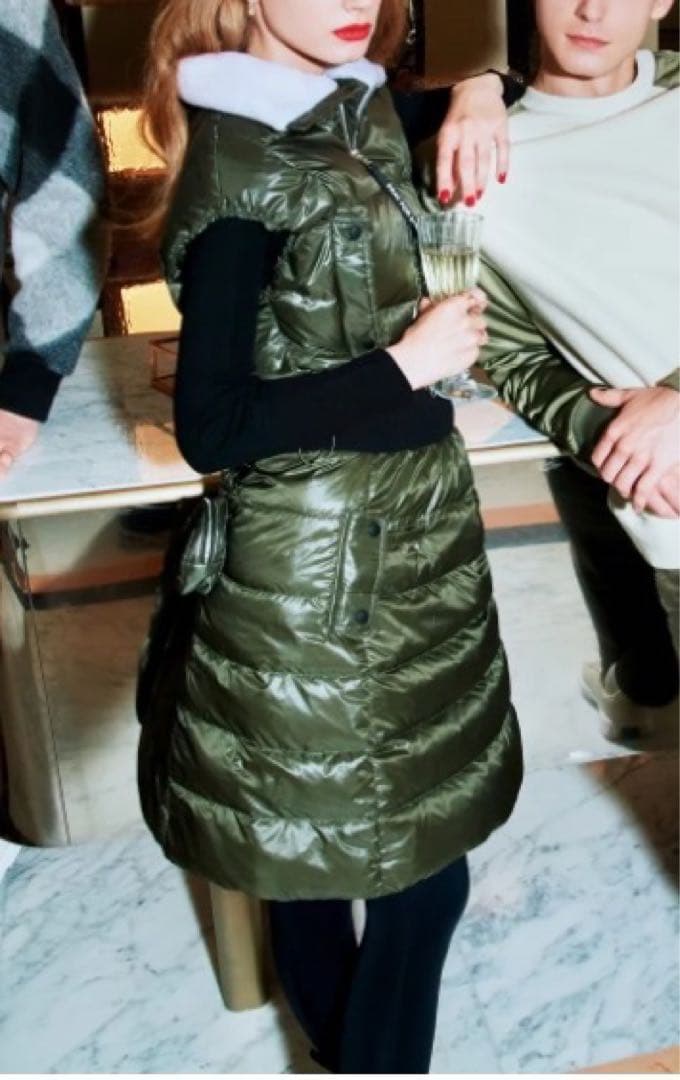 セール❣️G/FOREジーフォアレディースショートダウンベストsizeMカーキー