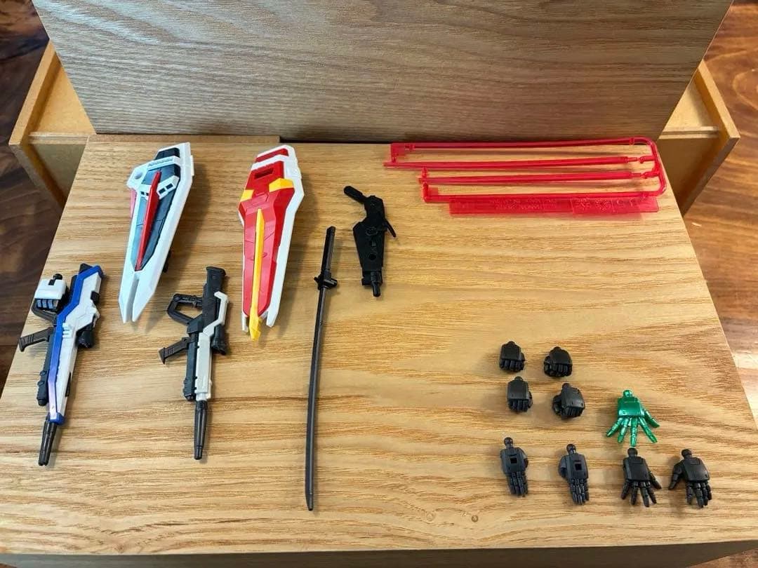 RGシャイニングガンダム　ガンプラ他組立済セット