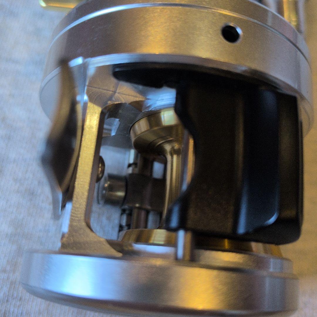 シマノ　カルカッタ　301 F スタジオオーシャン　カスタム　新品　未使用　左