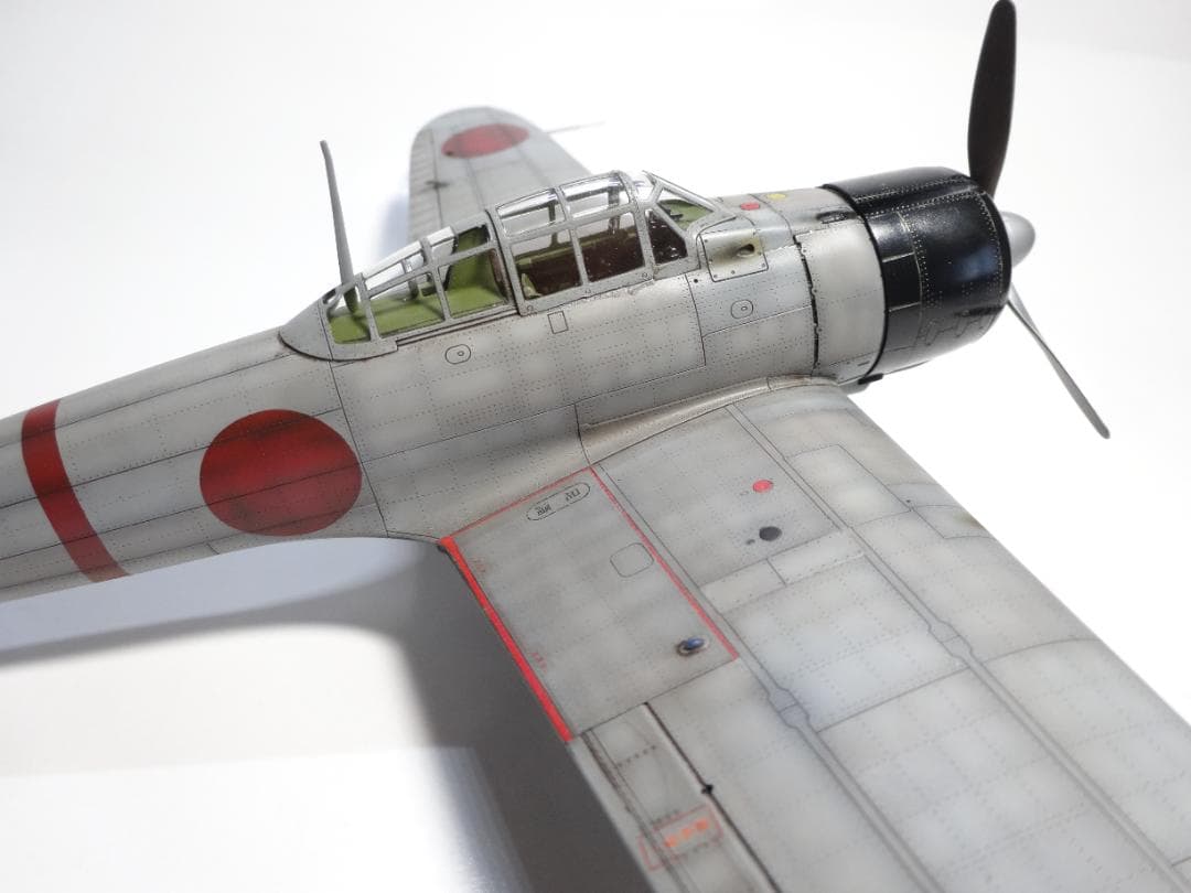 エデュアルド1/48日本海軍艦上戦闘機「零戦21型」完成品