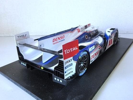 特価 Spark (1/18) トヨタ TS030 Hybrid 2013 LM