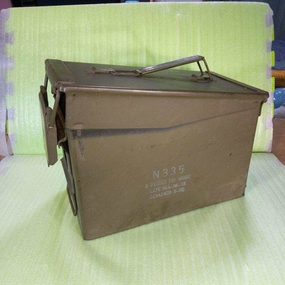 N335　8 FUZES PD M557　LOT MA-36-12　LOADED