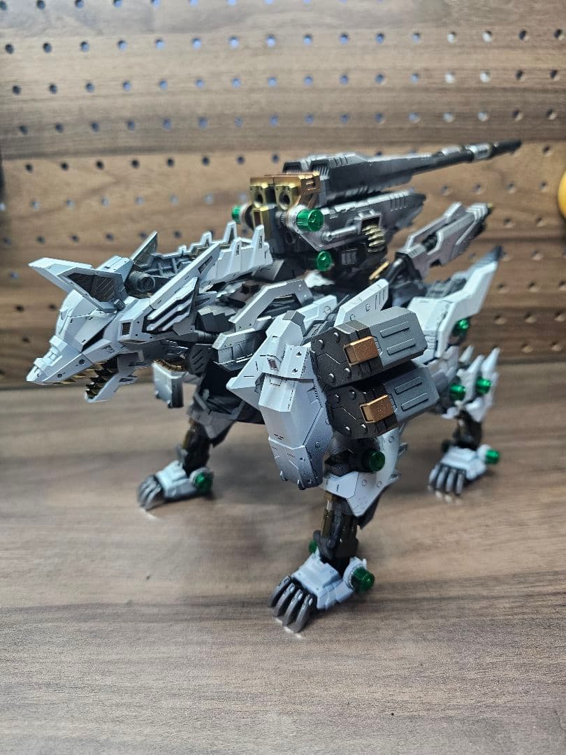 ゾイドHMMケーニッヒウルフデュアルスナイパーライフルセット全塗装