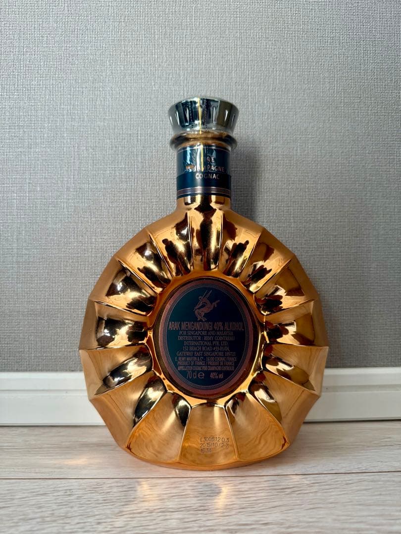 [未開栓]Rémy Martin XO コニャック フラワー型ボトル700ml