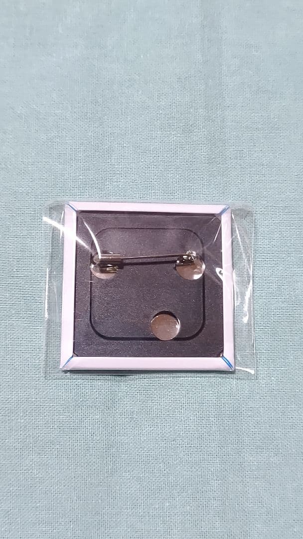 ジャンプSQ 定期購読者 角缶バッジ 当選品 憂国のモリアーティ