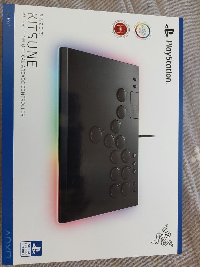 Razer Kitsune アーケードコントローラー