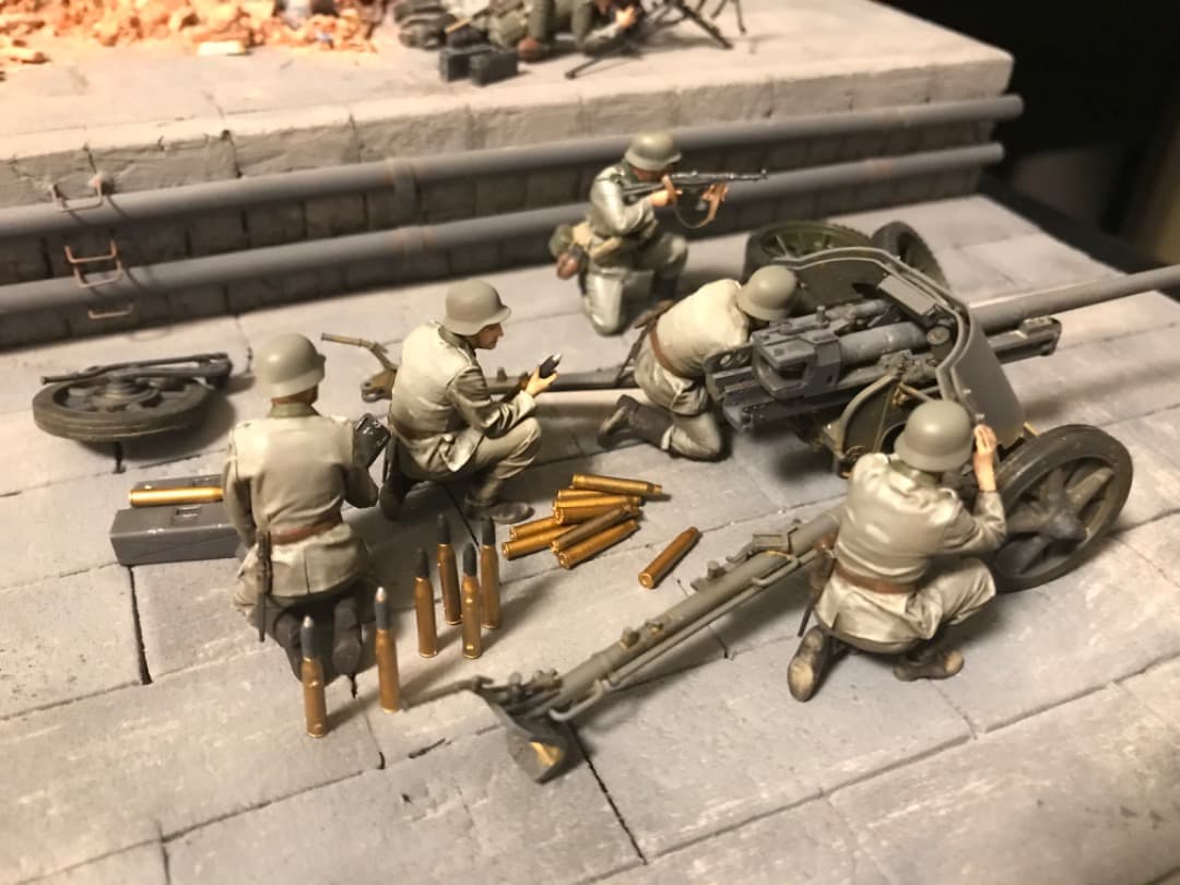 りろ様　ジオラマ　1/35 タミヤ　ドイツ軍機関銃チーム　完成品