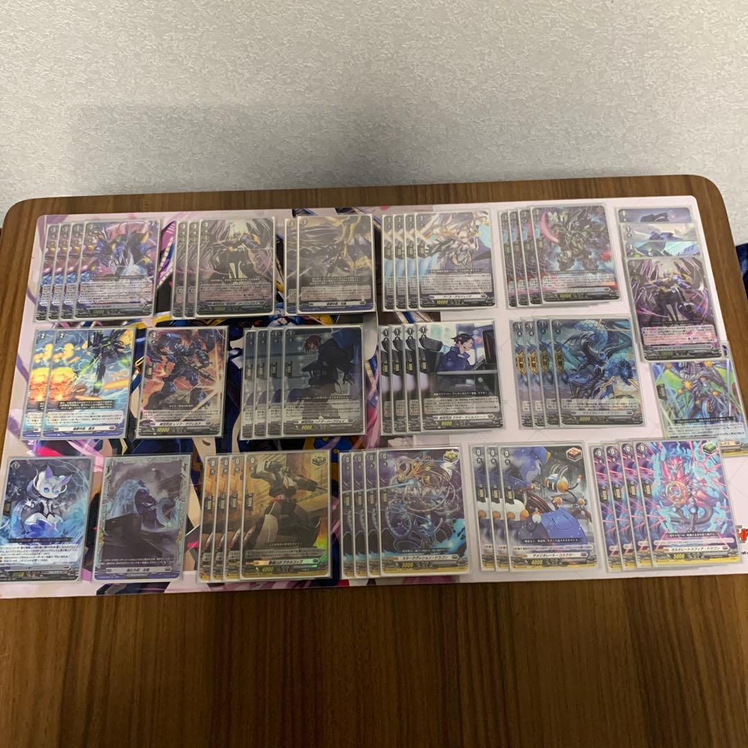 ヴァンガード アーヴァガルダ　デッキ　スリーブ付き