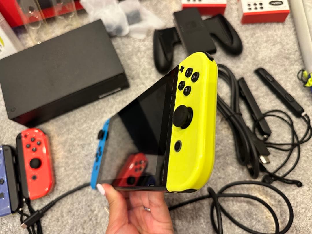 Nintendo Switch 本体 青/黄/赤/水色 美品 Switch