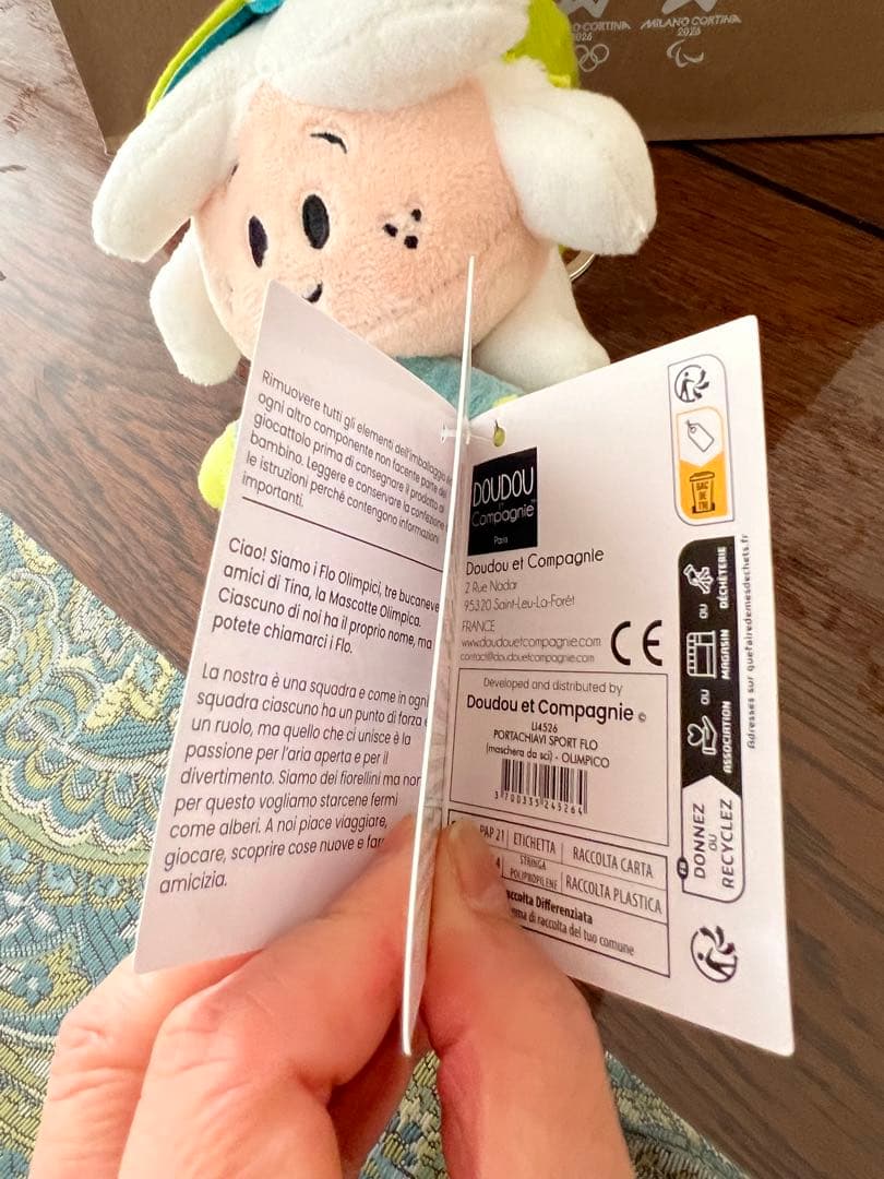 ミラノオリンピック　公式ショップ　キーリング付マスコット　「ティナのお友達」