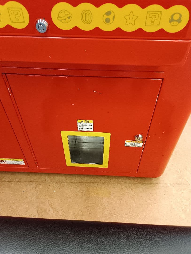 スーパーマリオワールド筐体（即購入禁止トラック等手配できる方のみ購入可能）
