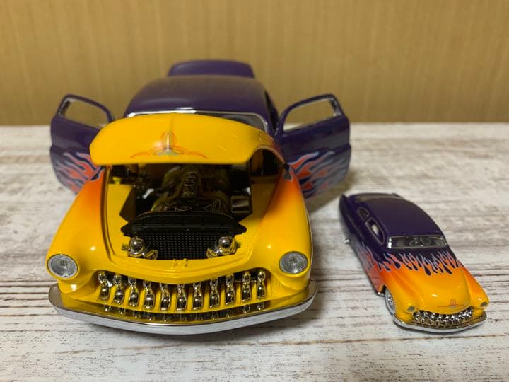 アメリカングラフィティー ホットウィール レジェンド 49 MERCURY