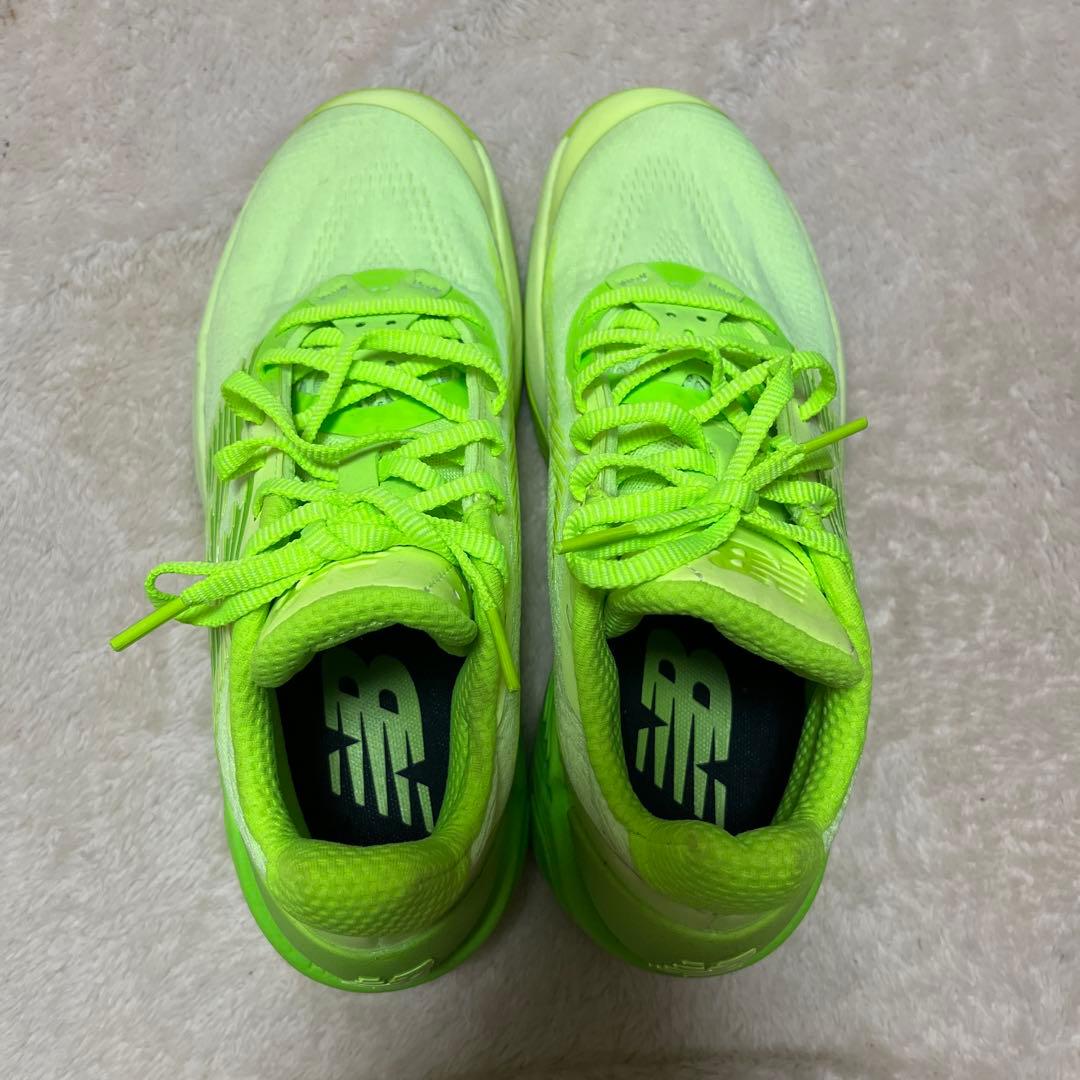 ★セール★FuelCell TWO WXY v5 ライムカラー　バッシュ25cm