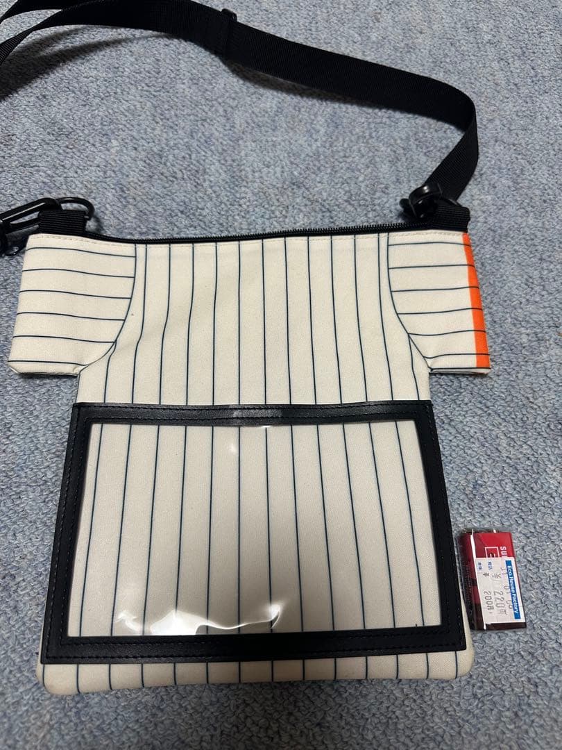 日本ハムファイターズ50周年記念ユニフォーム型　サコッシュ