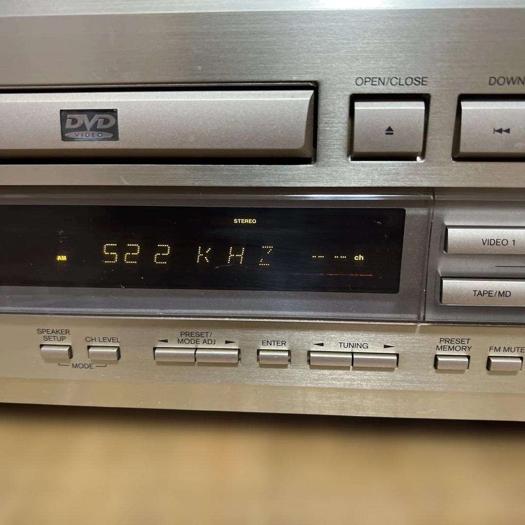 ONKYOオーディオ DVDレシーバー DR-90中古品。