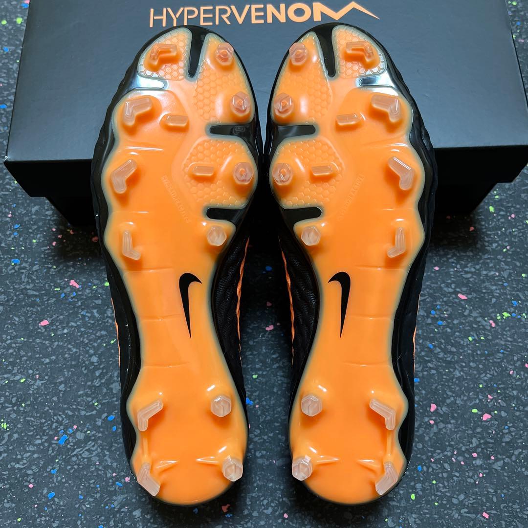 NIKE ハイパーヴェノム ファントム RGN SE FG 27cm