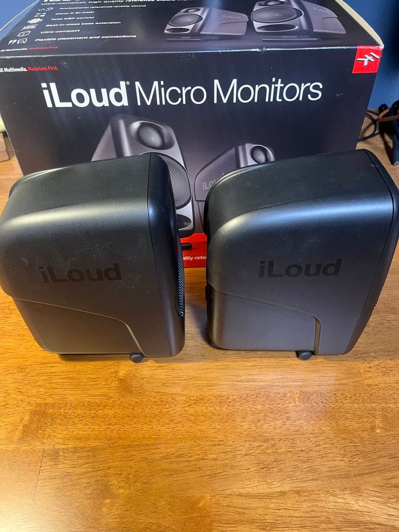 iLoud Micro Monitors スタジオモニター