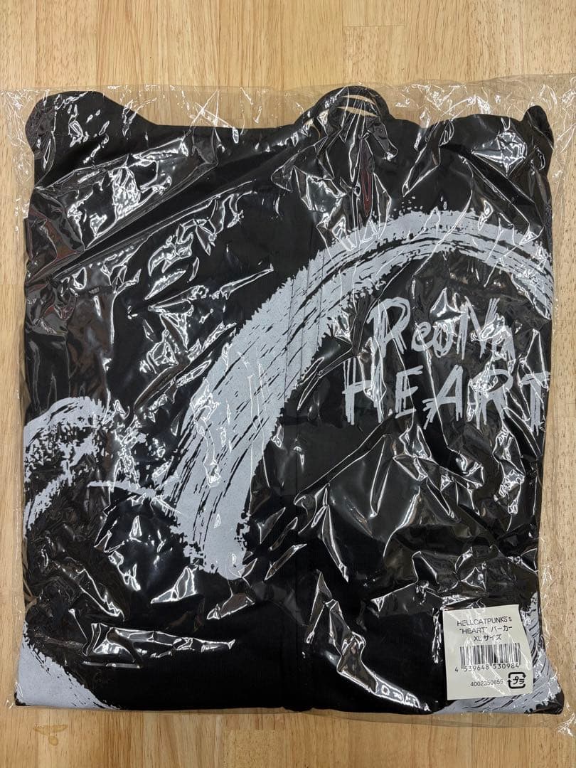 ReoNa HEART フルジップパーカー 黒