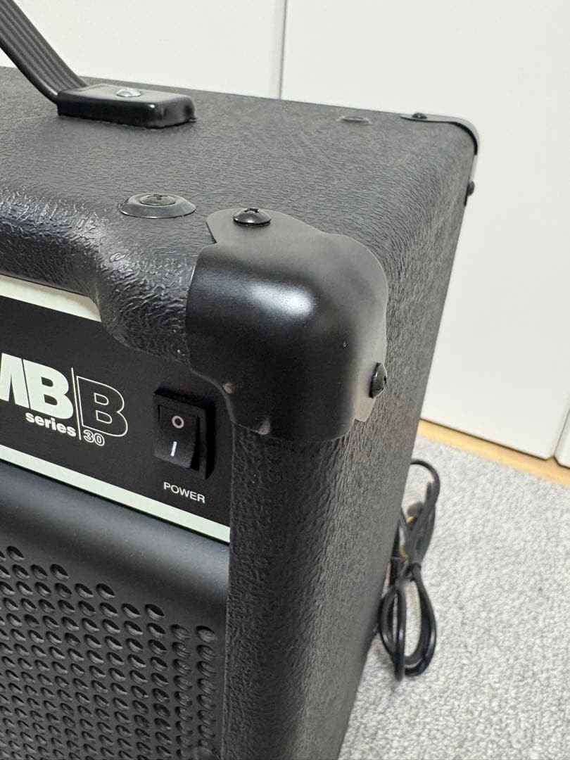 美品　Marshall MB Series 30 ベース用アンプ