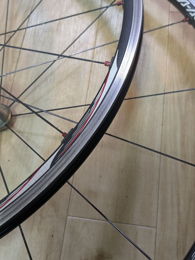 DURA-ACE チューブレス対応ホイール