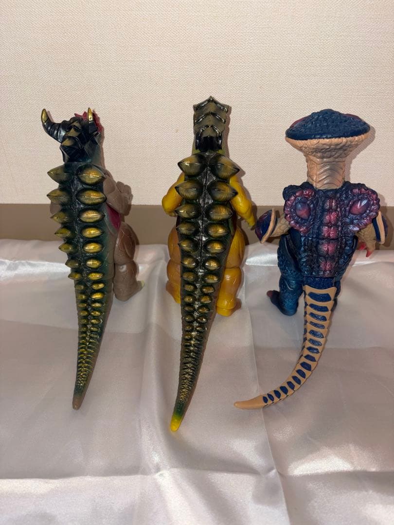 ウルトラマンコスモス 怪獣ソフビセット 一部タグあり