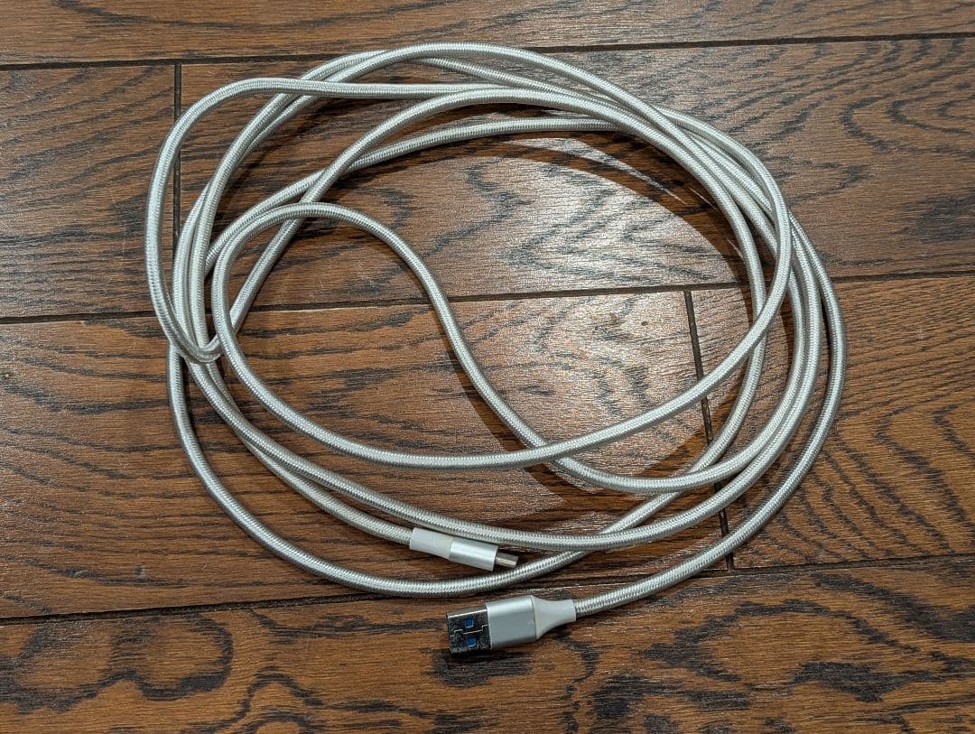 【使用回数少】 Quest2 64GB ケース ヘッドストラップ付