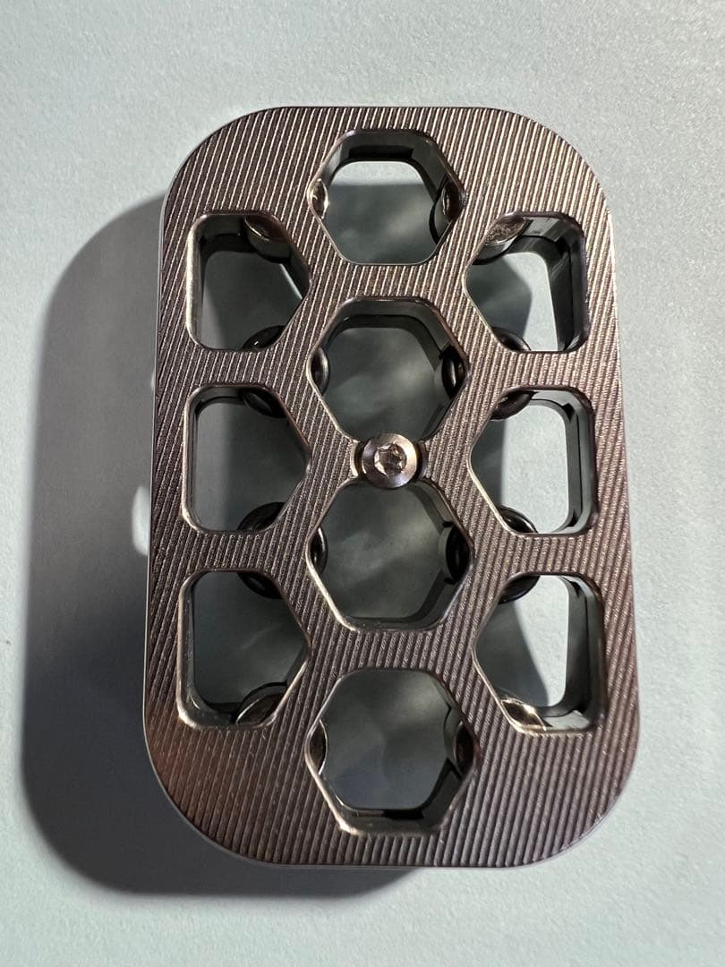 Skelly Hex Clone フィジェットスライダー　フィジェットトイ