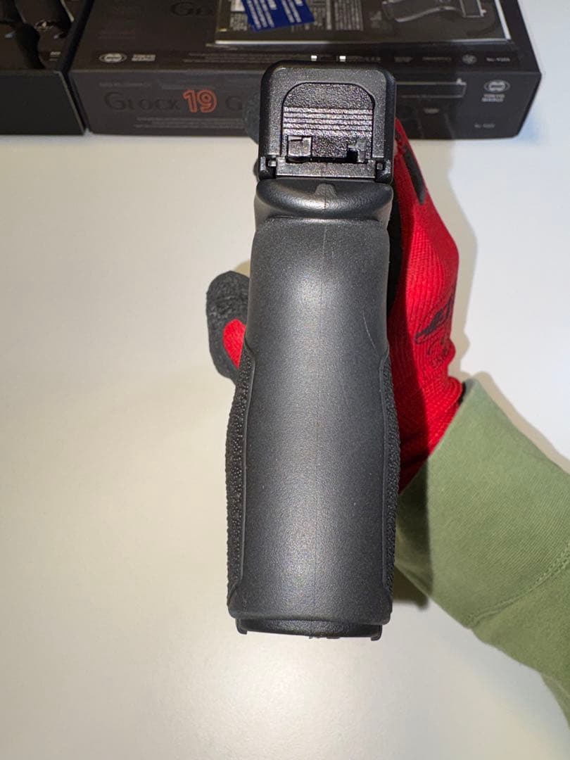 東京マルイ　GLOCK19 Gen4