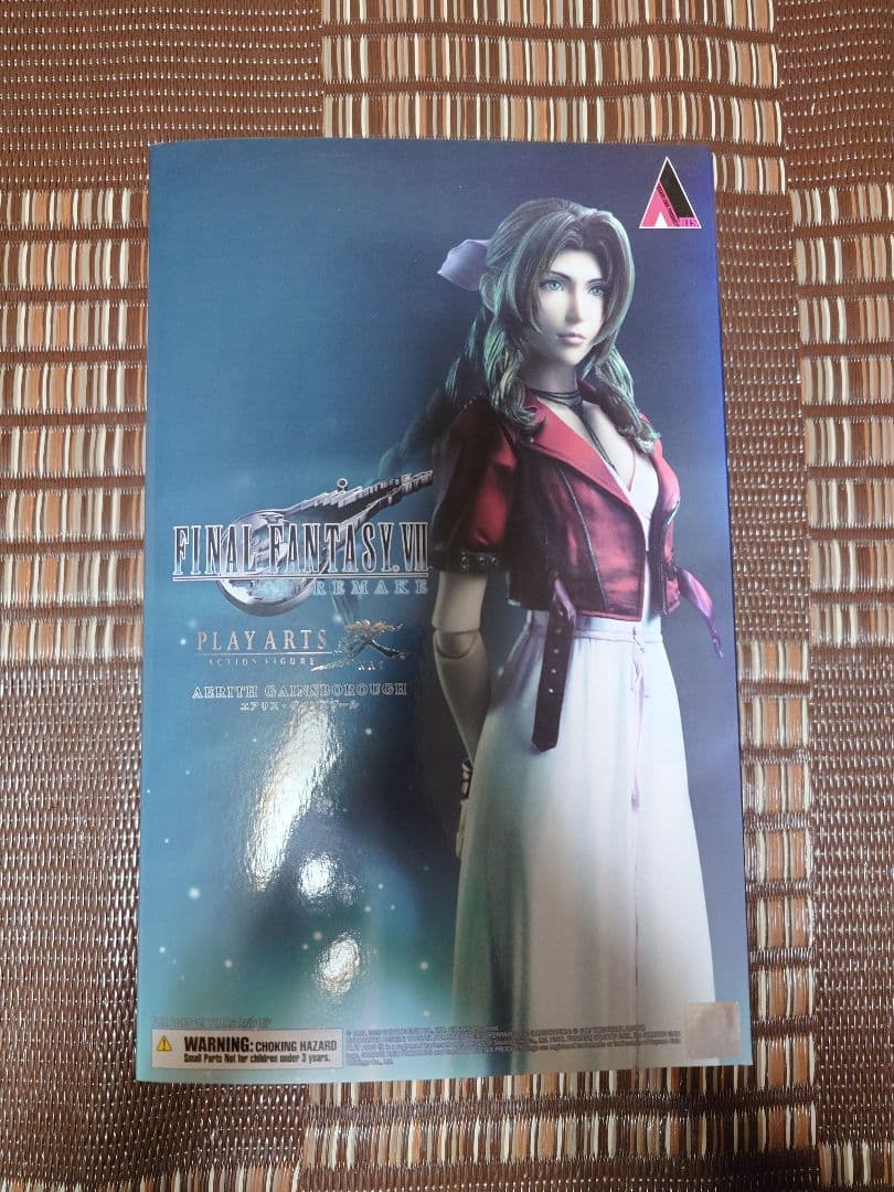 箱焼け有　FF7 プレイアーツ改　エアリス