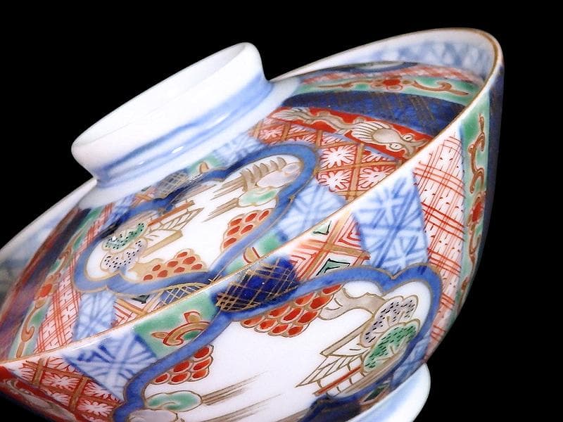 九谷　大聖寺伊万里　金襴手　山水　紋章の図　蓋茶碗　２客　361AS-DAl