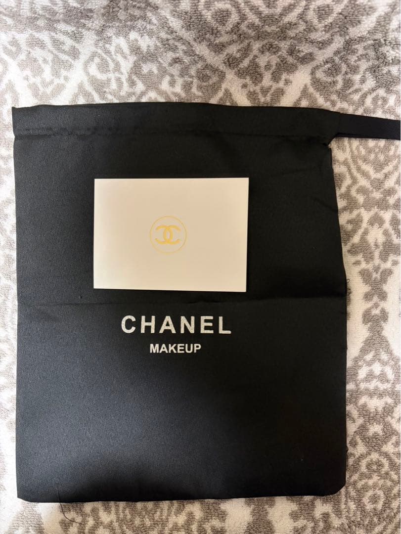 CHANEL MAKEUP ハンドル　パール　キルティング　バッグ　ノベルティ