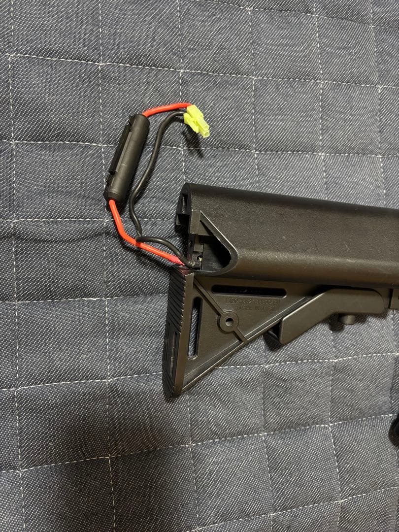 【リポ化&バッテリー付き】マルイ 次世代電動ガン M4マガジン3本付き