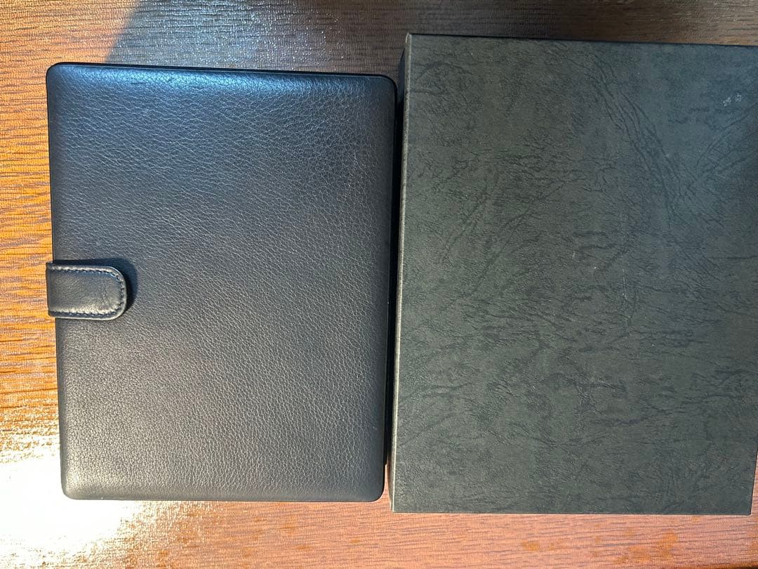 伊東屋　万年筆ケース　レザーペンケース　終売　希少品