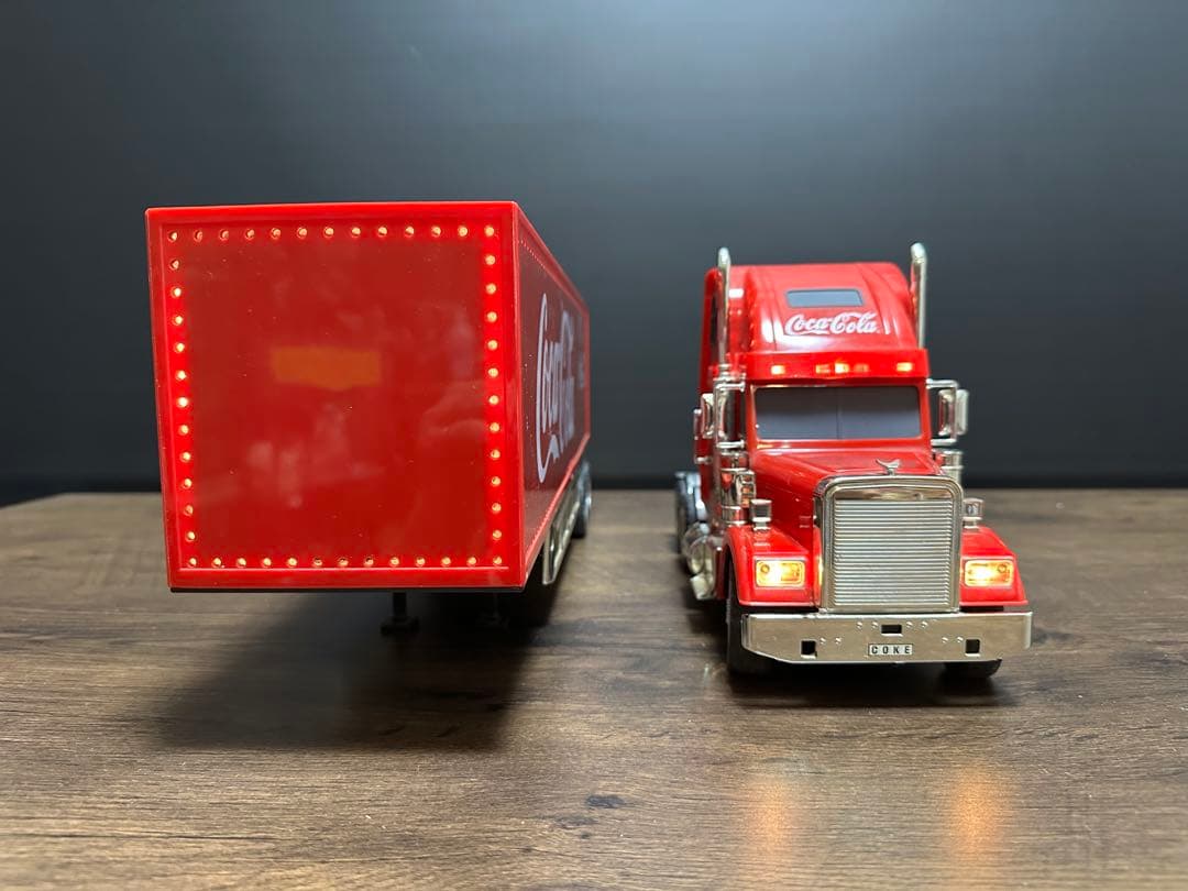 希少　Coca-Cola Truck ラジオコントロールトレーラー　非売品
