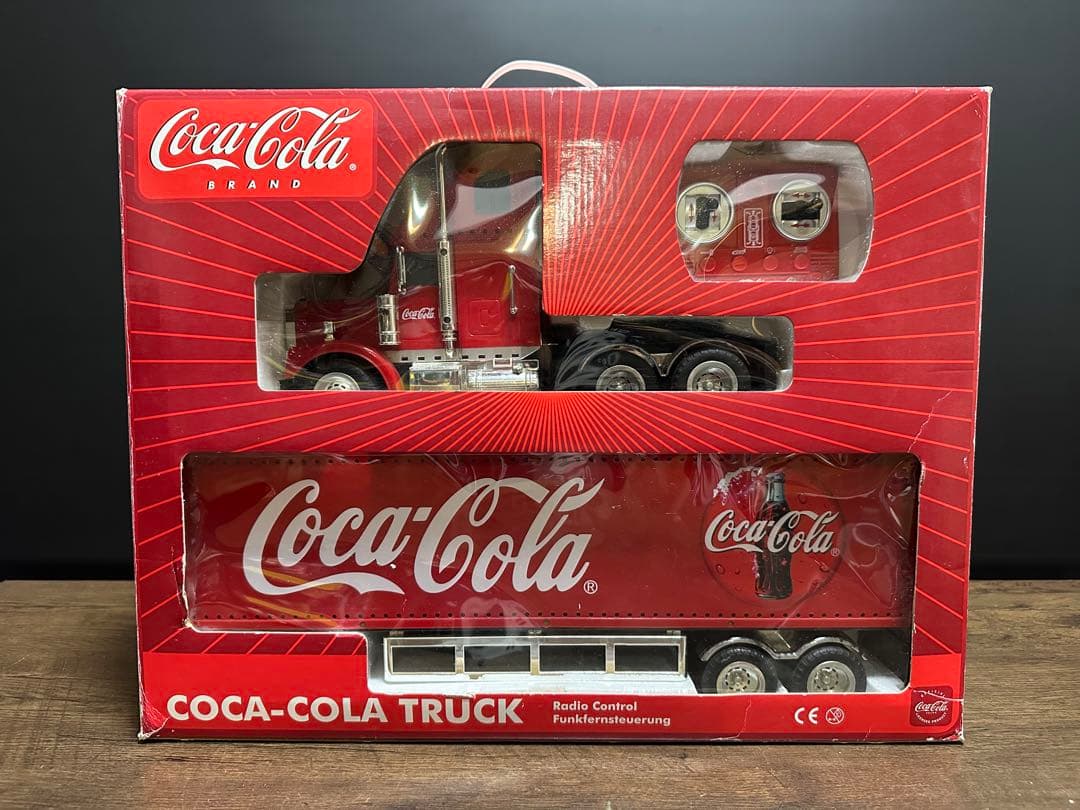 希少　Coca-Cola Truck ラジオコントロールトレーラー　非売品