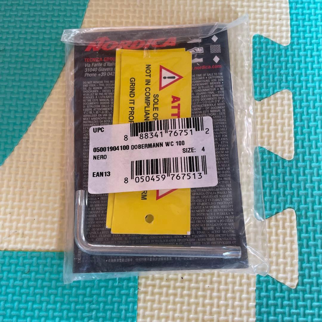 ノルディカ　NORDICA ドーベルマンWC ブーツ 23cm