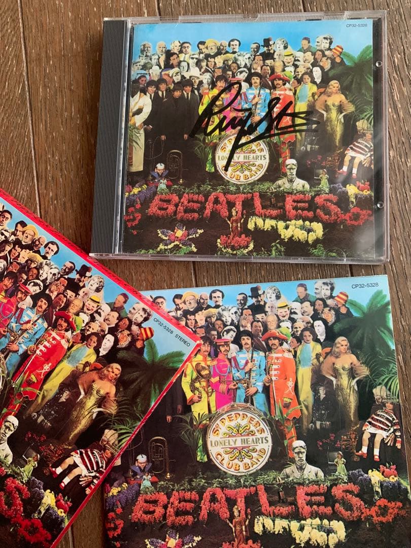 リンゴスター直筆サイン入THE BEATLES Sgt. Pepper's Lo