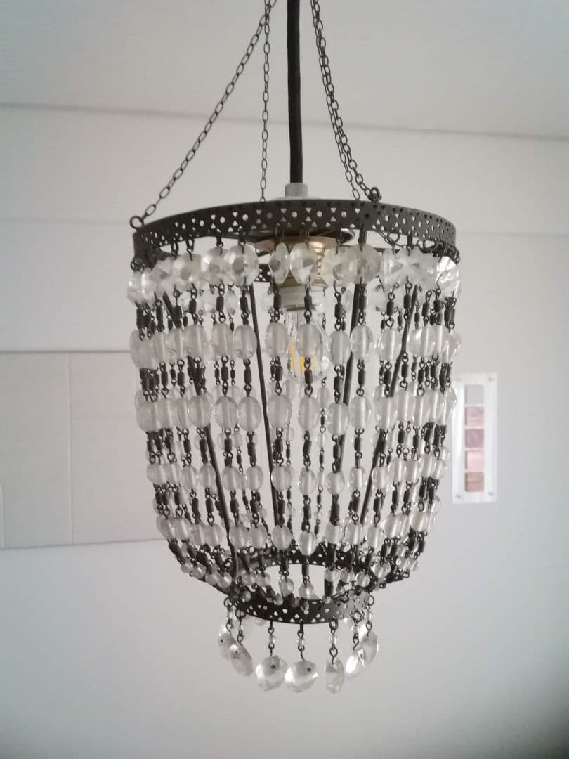 ペンダントライト　吊り下げランプ　インテリア照明ライト　硝子ビーズ　アンティーク