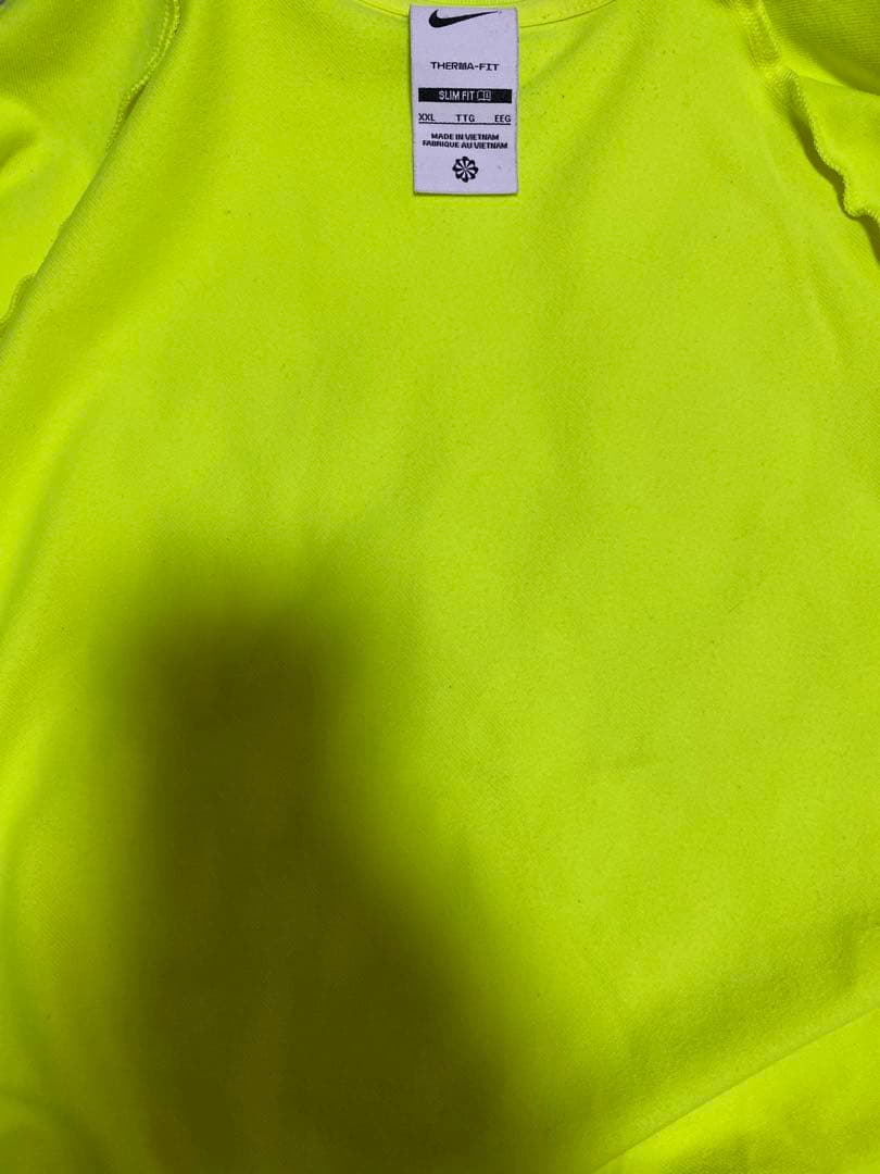 モ*ー様 Nike Therma-Fit ハーフジップドリルトップ ストライクK