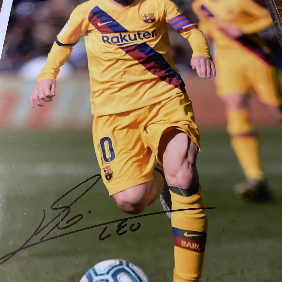 証明書付アルゼンチン リオネル　メッシ 　FCバルセロナ 　直筆サイン入りフォト