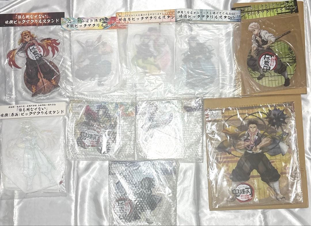 ビッグアクリルスタンド 義勇 しのぶ 煉獄宇髄 蜜璃 伊黒 実弥 無一郎 悲鳴嶼
