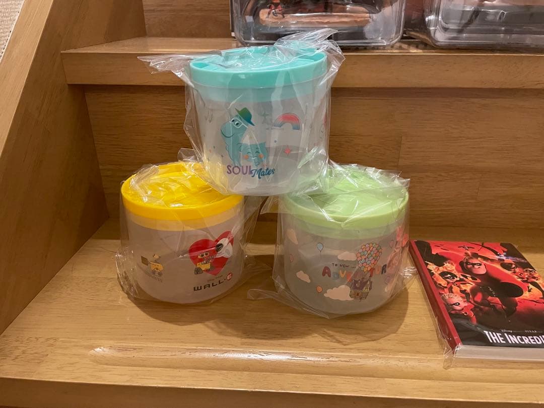 ピクサー　pixar ハッピーくじ　b d e 下位賞　セット